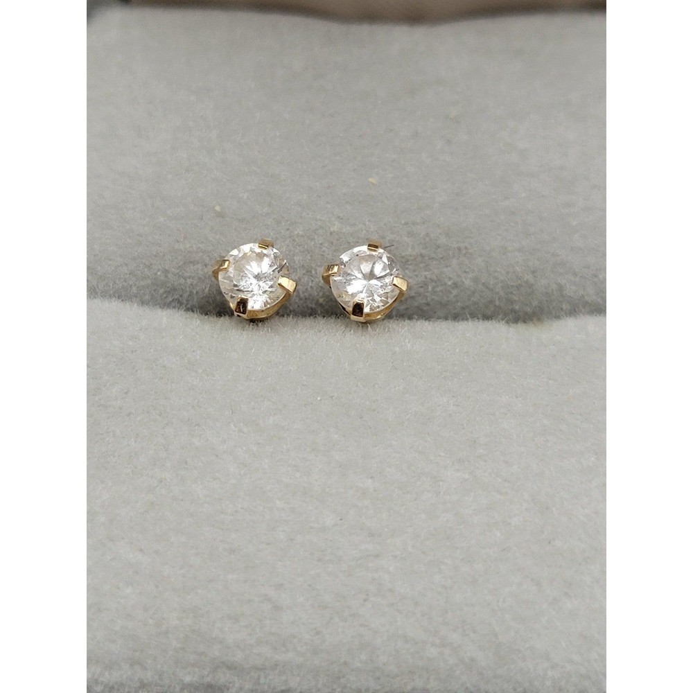 Vintage 14kt gold CZ stud earrings